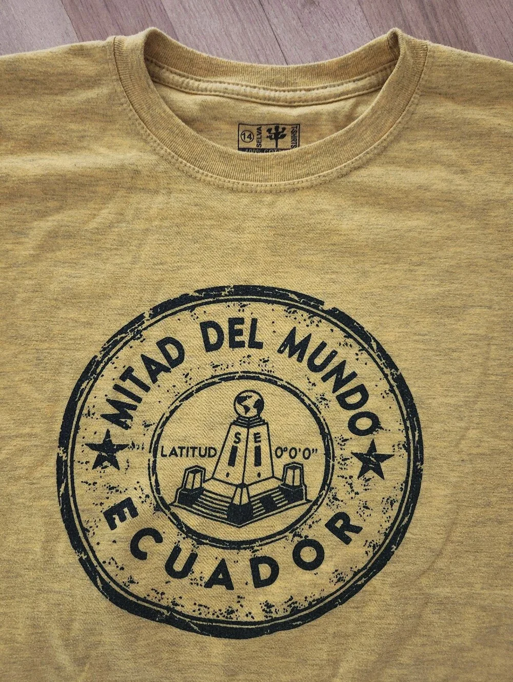 Lot Of 2 Ecuador Kids Graphic T-Shirt Bundle Youth M/L Travel Souvenir Childrens